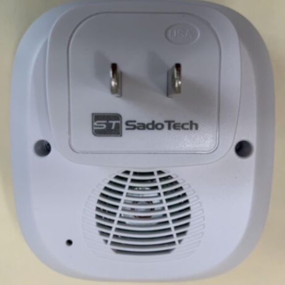 SadoTech Doorbell Brand New in Box - Picture 3 of 4